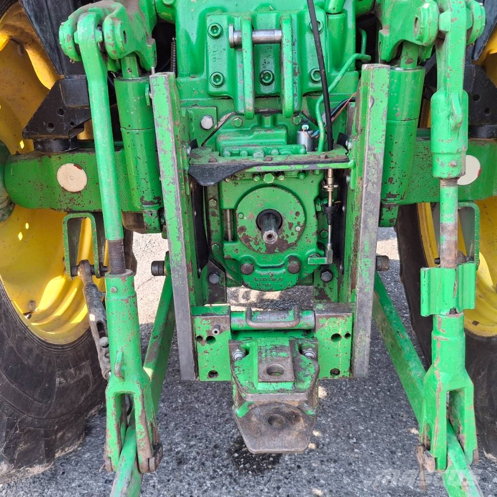John Deere 5620 Трактора
