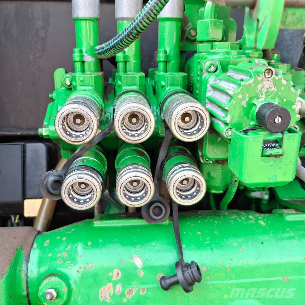 John Deere 5620 Трактора