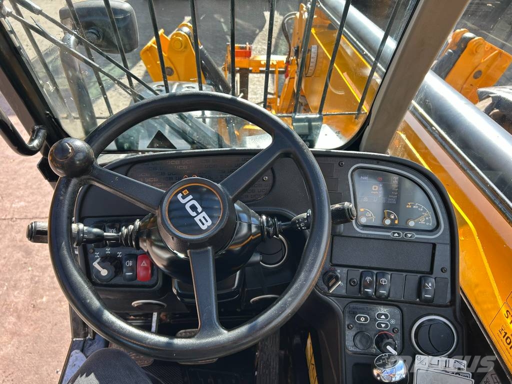 JCB 540-140 Teleskoplæssere