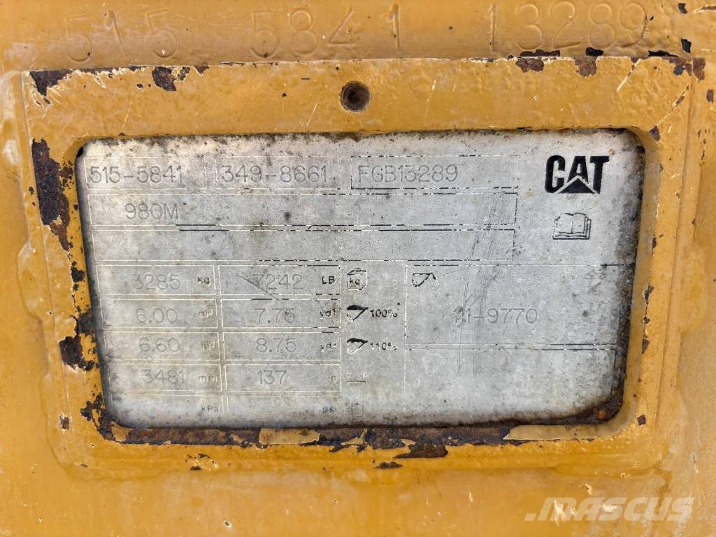 CAT 980 M Kolesni nakladalci