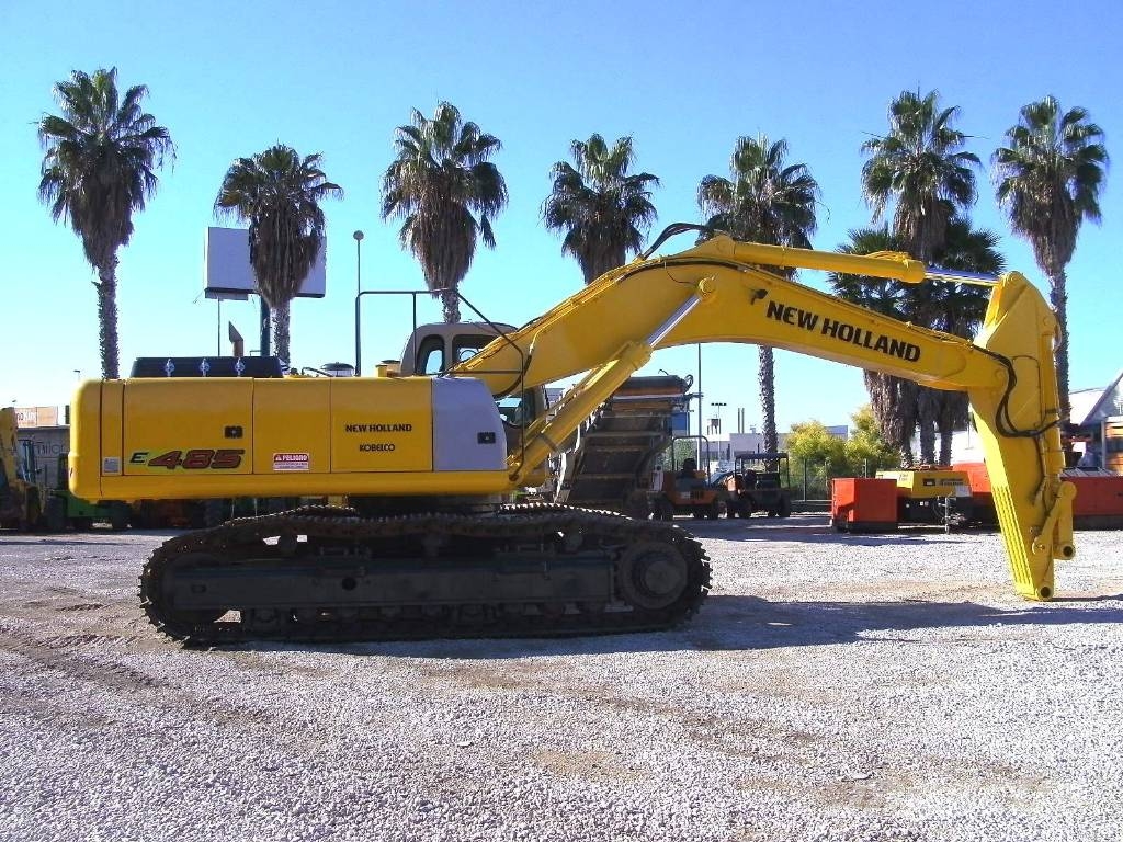 New Holland Kobelco E 485 LC 大型油圧ショベル12t以上（パワーショベル・ユンボ）