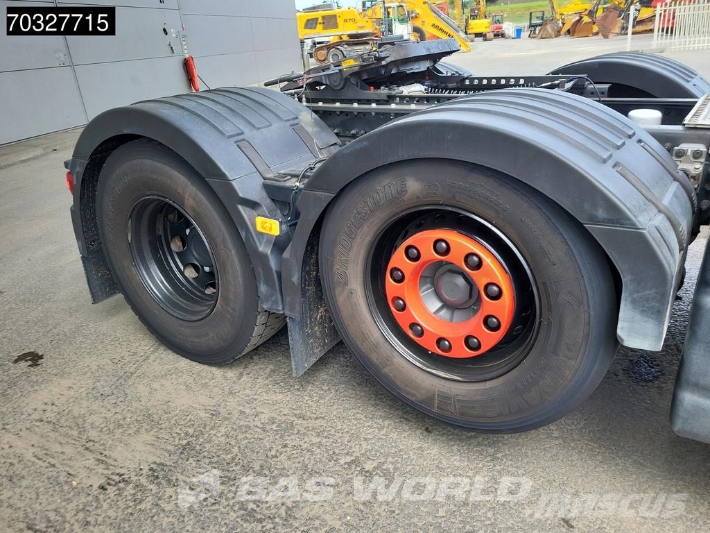 Volvo FH16 650 FH16 6X2 Lift+Lenkachse I-ParkCool ACC Na Tractor Units
