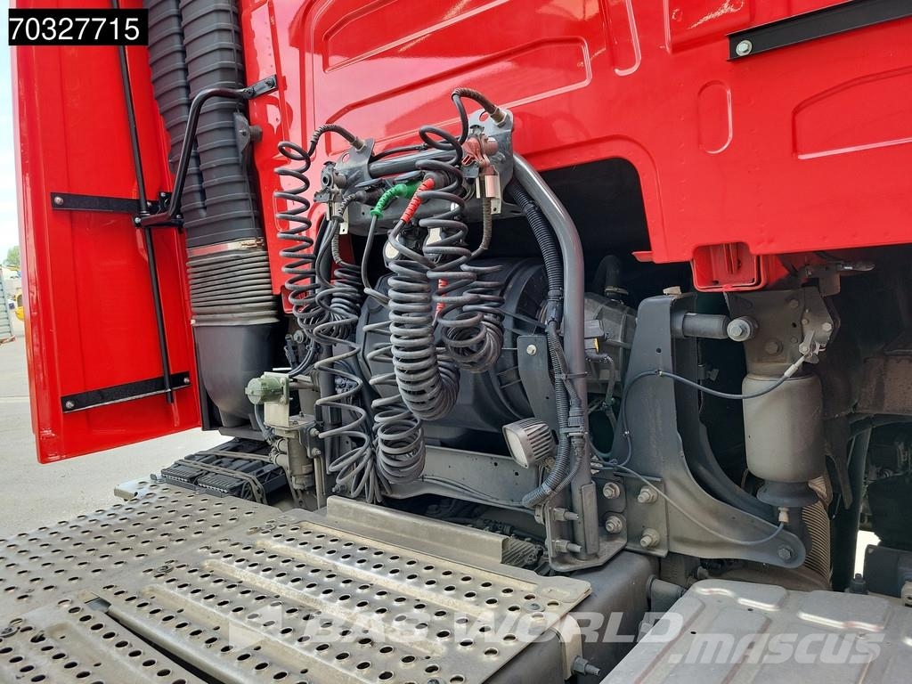 Volvo FH16 650 FH16 6X2 Lift+Lenkachse I-ParkCool ACC Na Tractor Units
