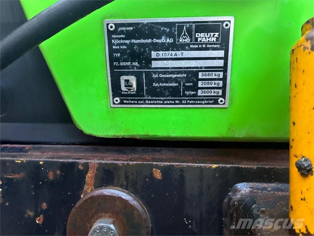 Deutz-Fahr DX 6.06 + Gödde Mähausleger 曳引機
