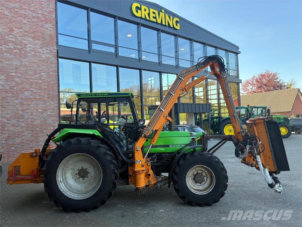 Deutz-Fahr DX 6.06 + Gödde Mähausleger 曳引機