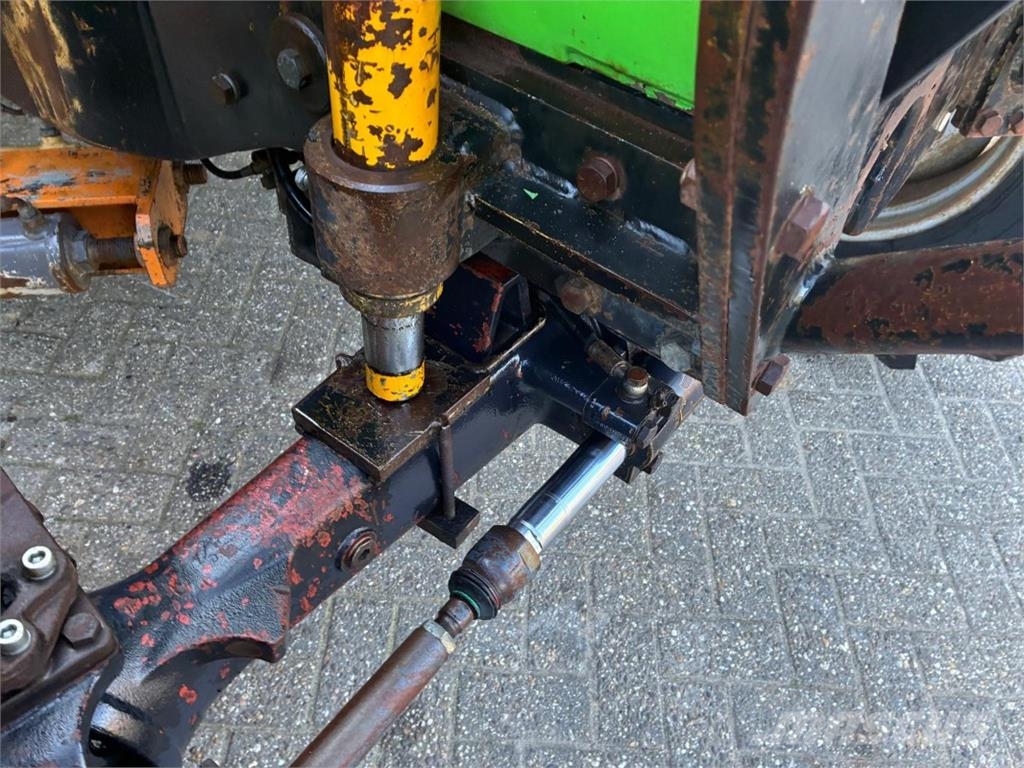 Deutz-Fahr DX 6.06 + Gödde Mähausleger 曳引機