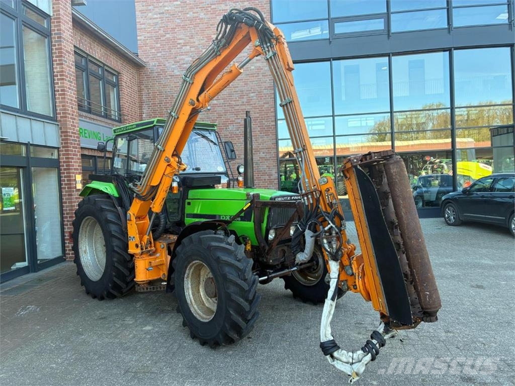 Deutz-Fahr DX 6.06 + Gödde Mähausleger 曳引機
