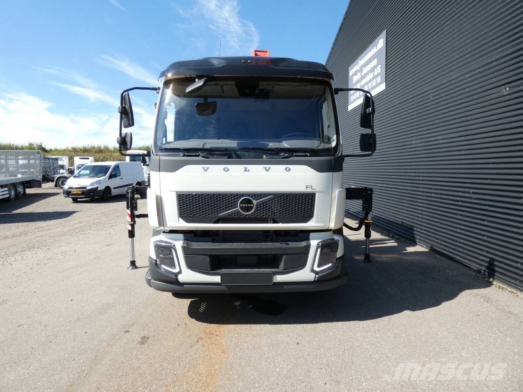 Volvo FL 18.250 Lastbil med kran