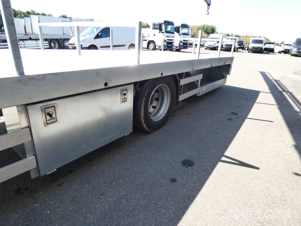Volvo FL 18.250 Lastbil med kran