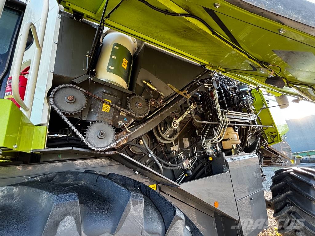 CLAAS Lexion 670 Maaidorsmachines