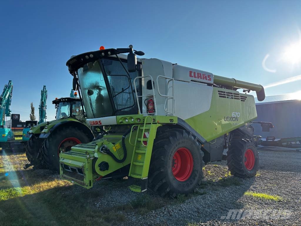 CLAAS Lexion 670 Maaidorsmachines