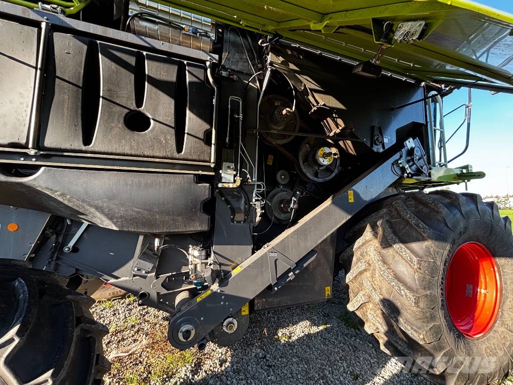 CLAAS Lexion 670 Maaidorsmachines