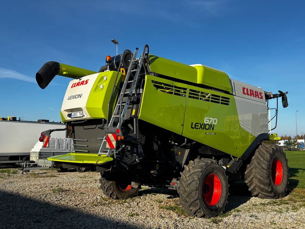 CLAAS Lexion 670 Maaidorsmachines