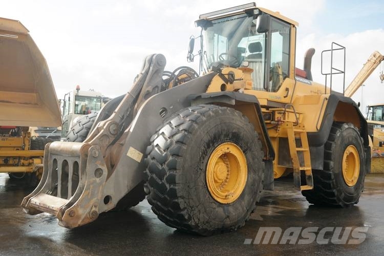Volvo L220G 轮式装载机