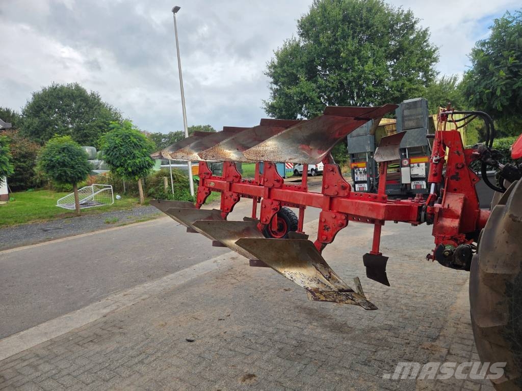 Steeno 100A105 Conventionele ploegen