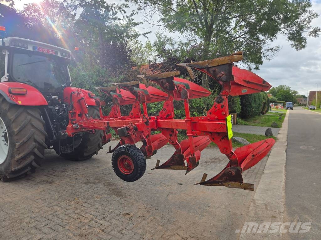 Steeno 100A105 Conventionele ploegen