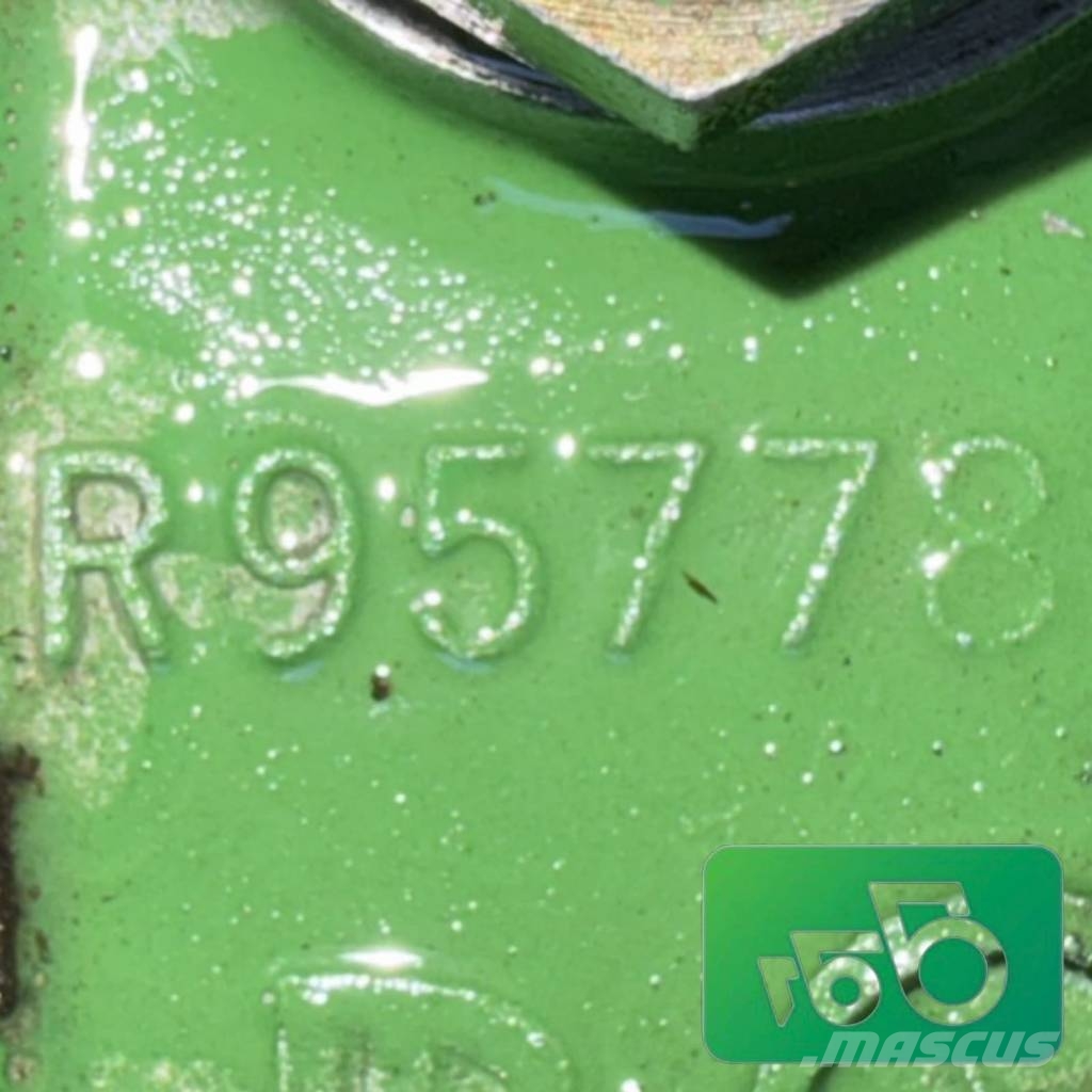 John Deere 6155M Gearbox Cover R121885 R95778 الشاسيه والتعليق