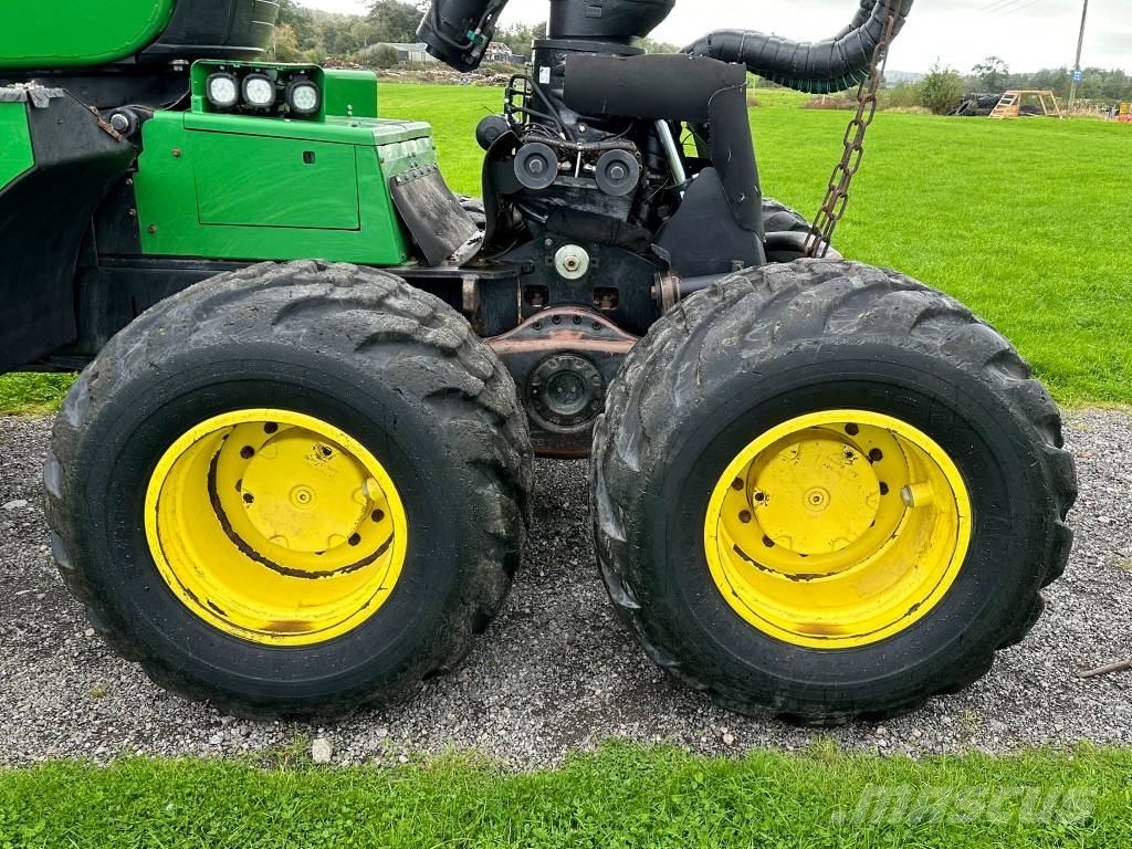 John Deere 1270G Forestry Harvester 8WD c/w 415 Head Harversteri