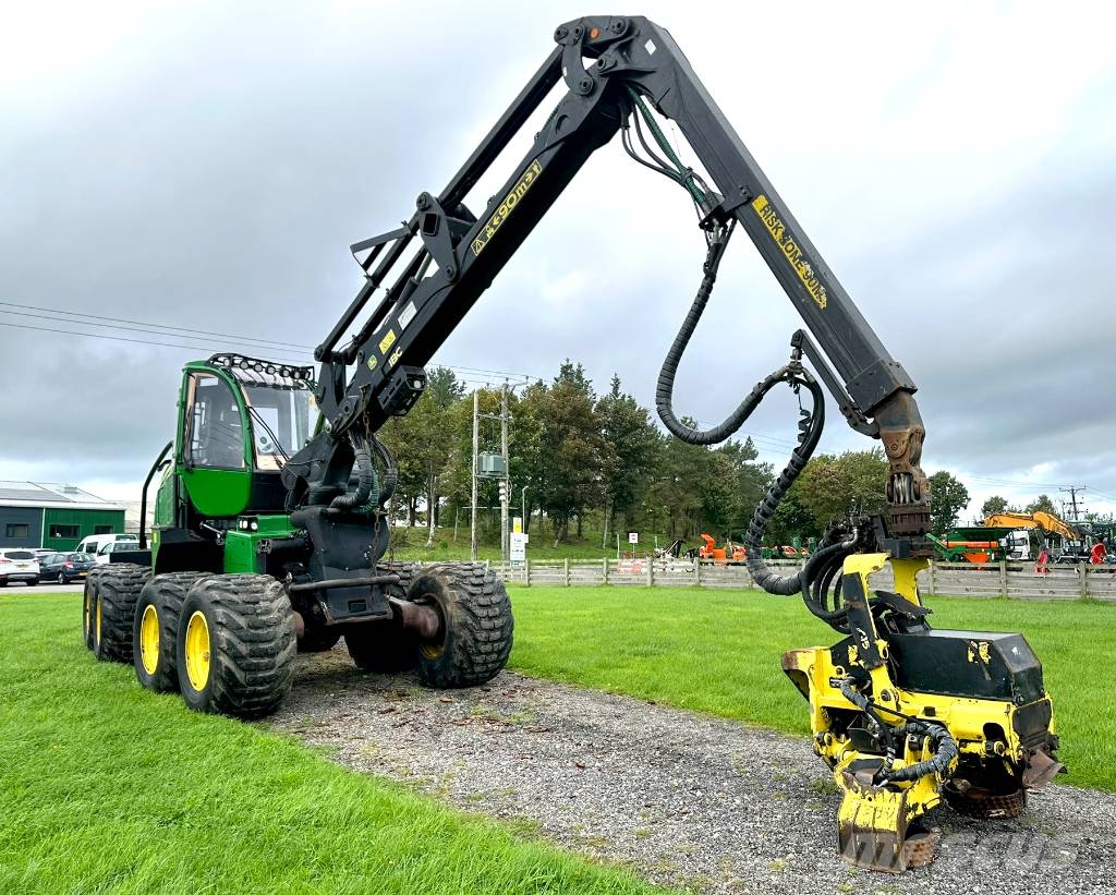 John Deere 1270G Forestry Harvester 8WD c/w 415 Head Harversteri