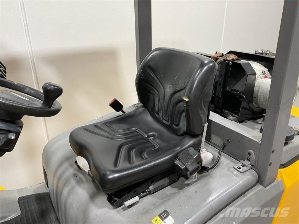 Jungheinrich TFG 435 LPG forklifts