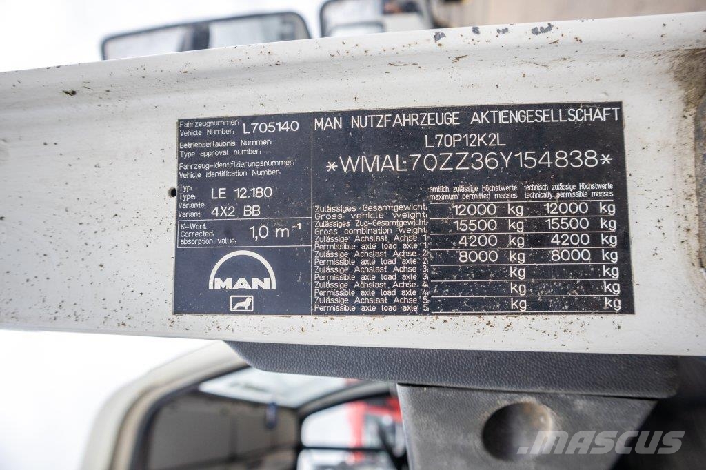 MAN LE 12.180 - COMILEV EN170TPC Ant vilkikų montuojamos kėlimo platformos
