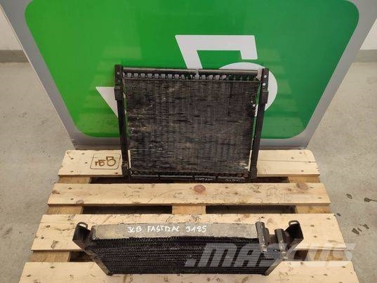 JCB Fastrac 3185 AC cooler Radiatorji