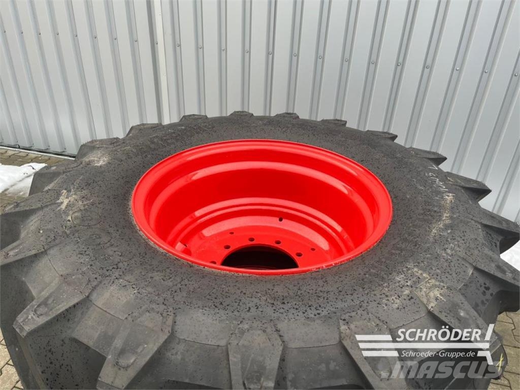 Trelleborg 600/65 R28 + 650/65 R42 TRELLEBORG عجلات مزدوجة