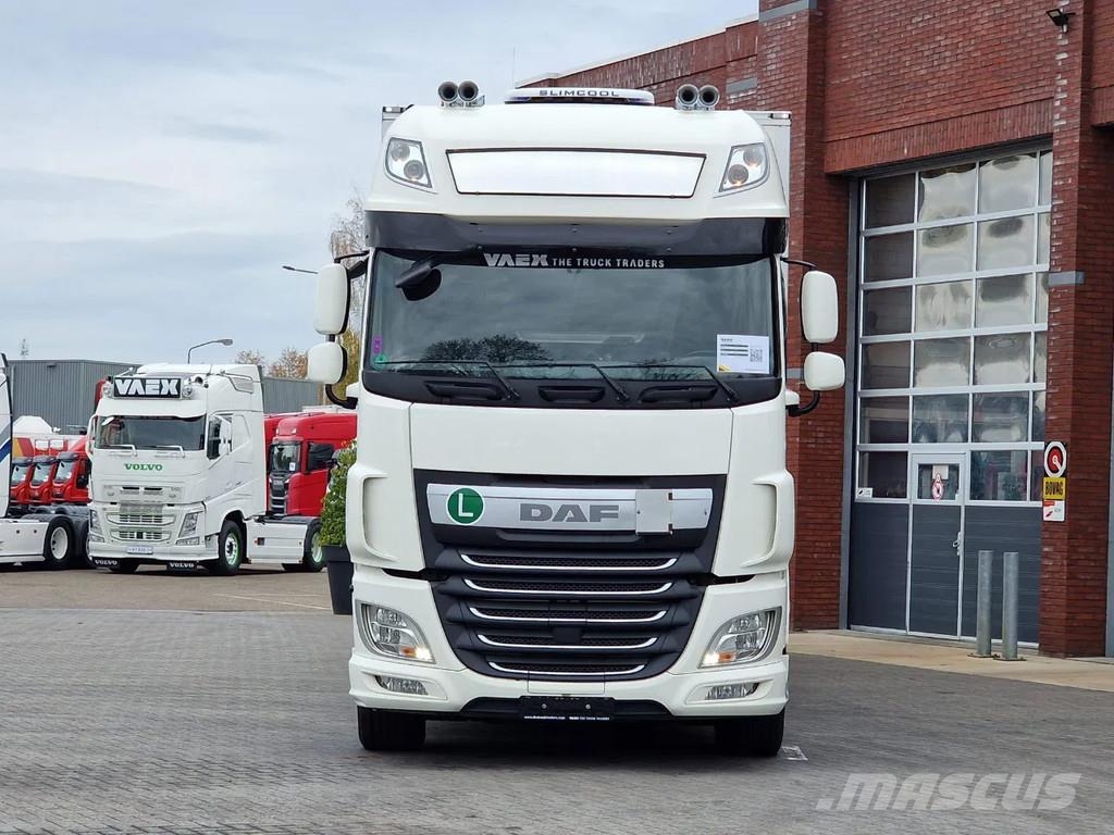 DAF XF 440 SuperSpaceCab 6x2*4 - 2 deck Closed Livesto Kamioni za transport stoke