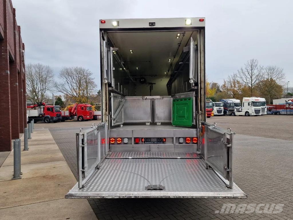 DAF XF 440 SuperSpaceCab 6x2*4 - 2 deck Closed Livesto Kamioni za transport stoke