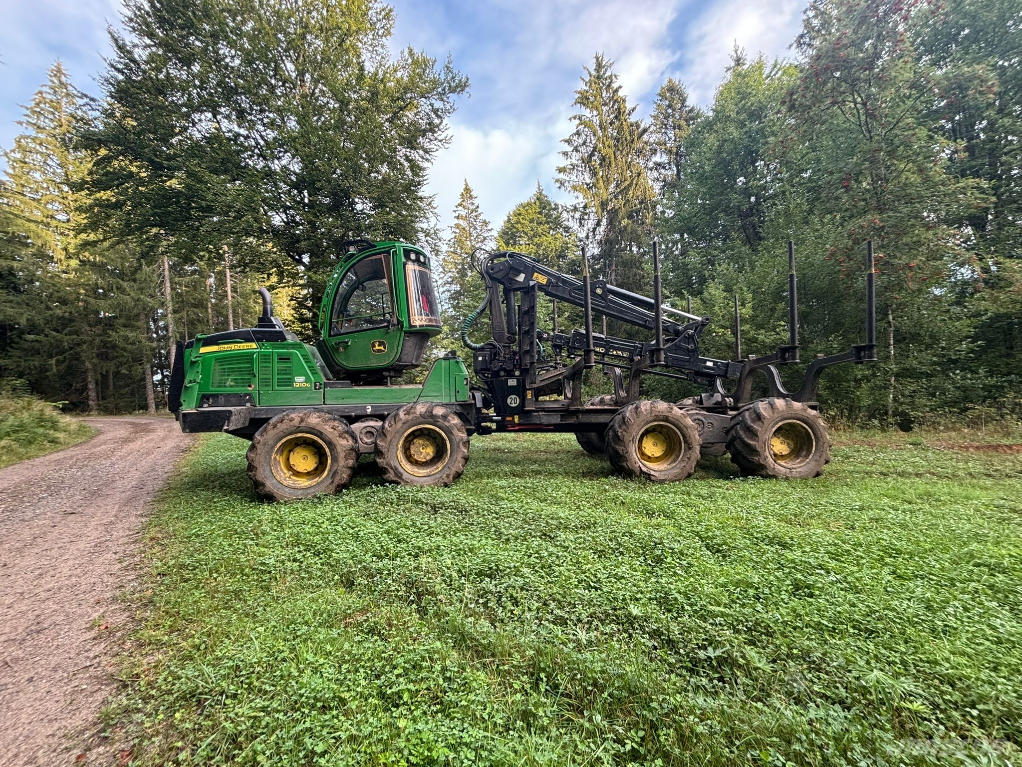 John Deere 1510 G Forwarder
