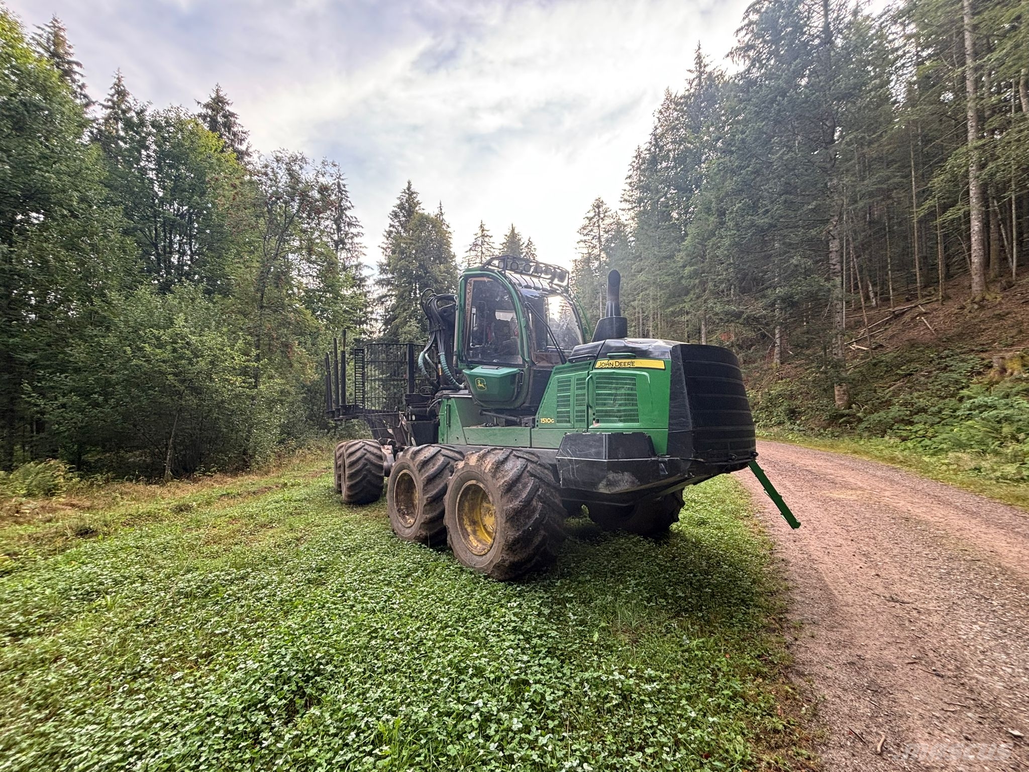 John Deere 1510 G Forwarder