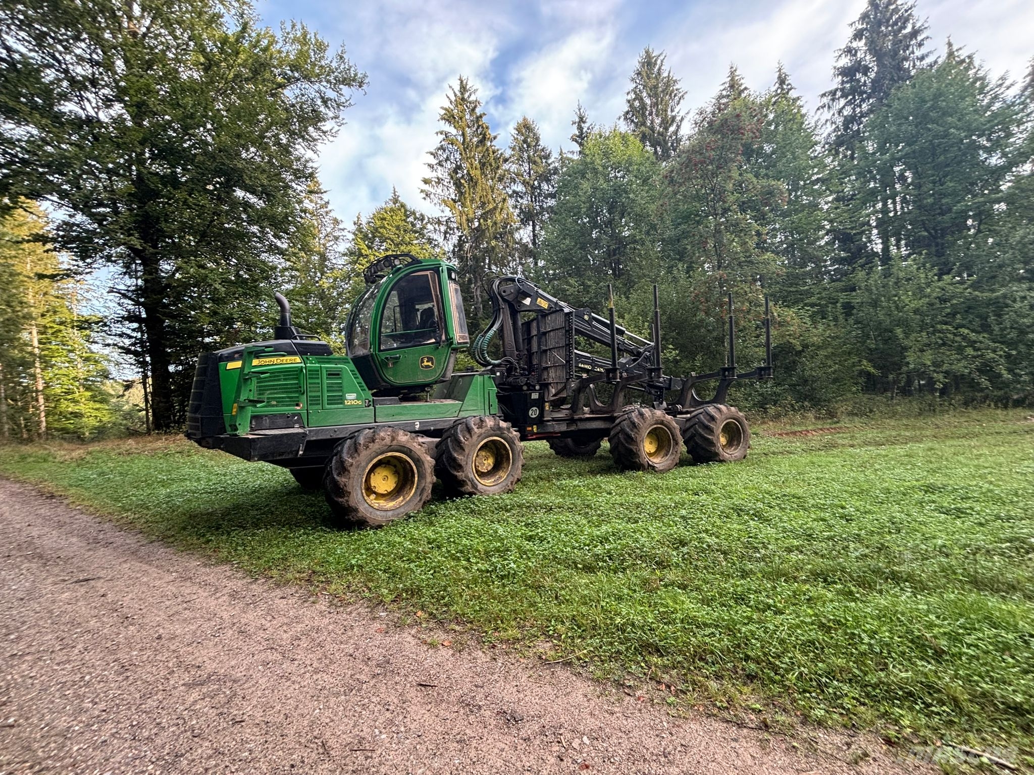 John Deere 1510 G Forwarder