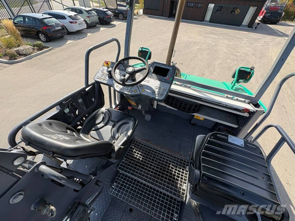 Vögele Super 1303-3i Strassenfertiger