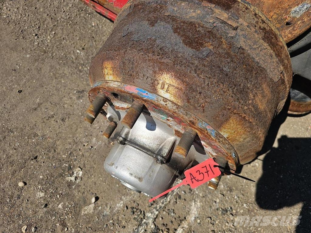 SAF TRAILER AXLE DRUM SINGLE TIRE. Ejes