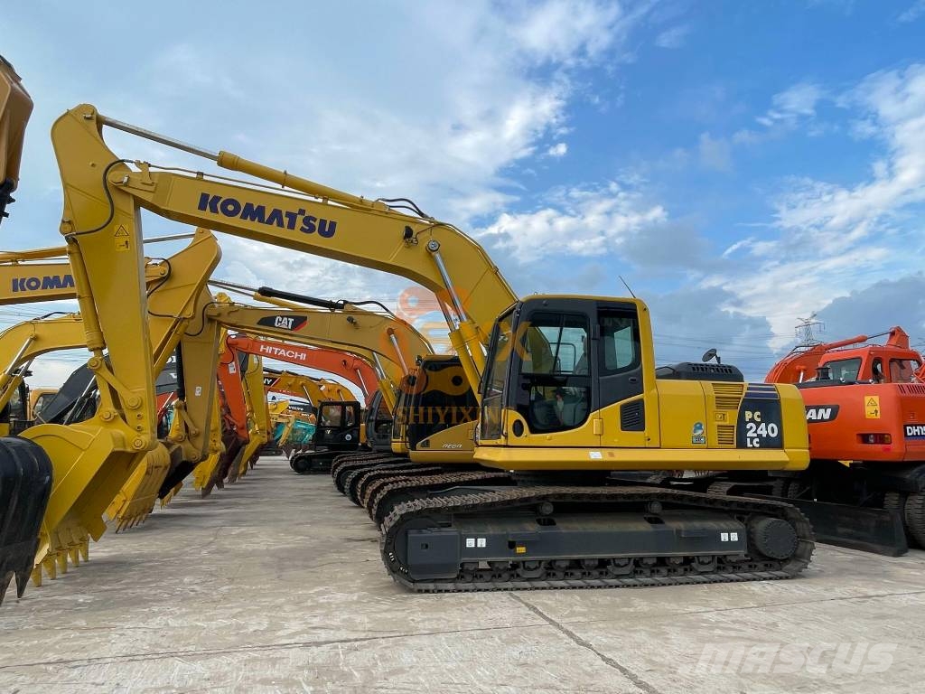 Komatsu PC 240-8 Crawler excavators