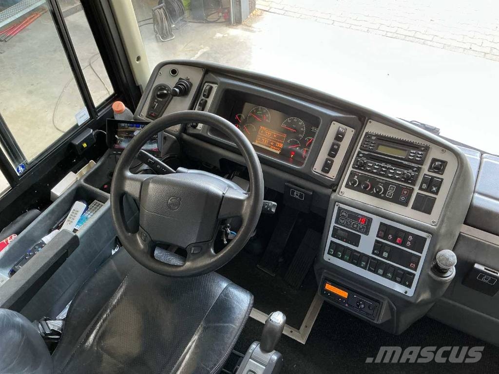 Volvo B 9 R 4x2 FWS-R partybus Autobuses tipo pullman