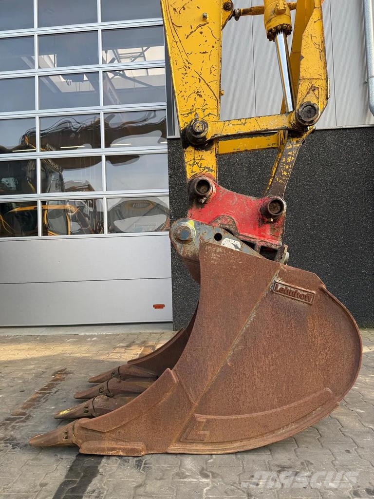 Komatsu PW180-7 Εκσκαφείς με τροχούς - λάστιχα