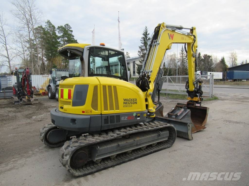 Wacker Neuson EZ 80 حفارات وسط 7 طن - 12 طن