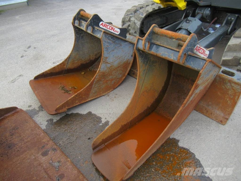 Wacker Neuson EZ 80 حفارات وسط 7 طن - 12 طن