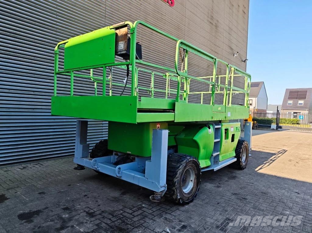 JLG 3394 RT 剪叉式升降机