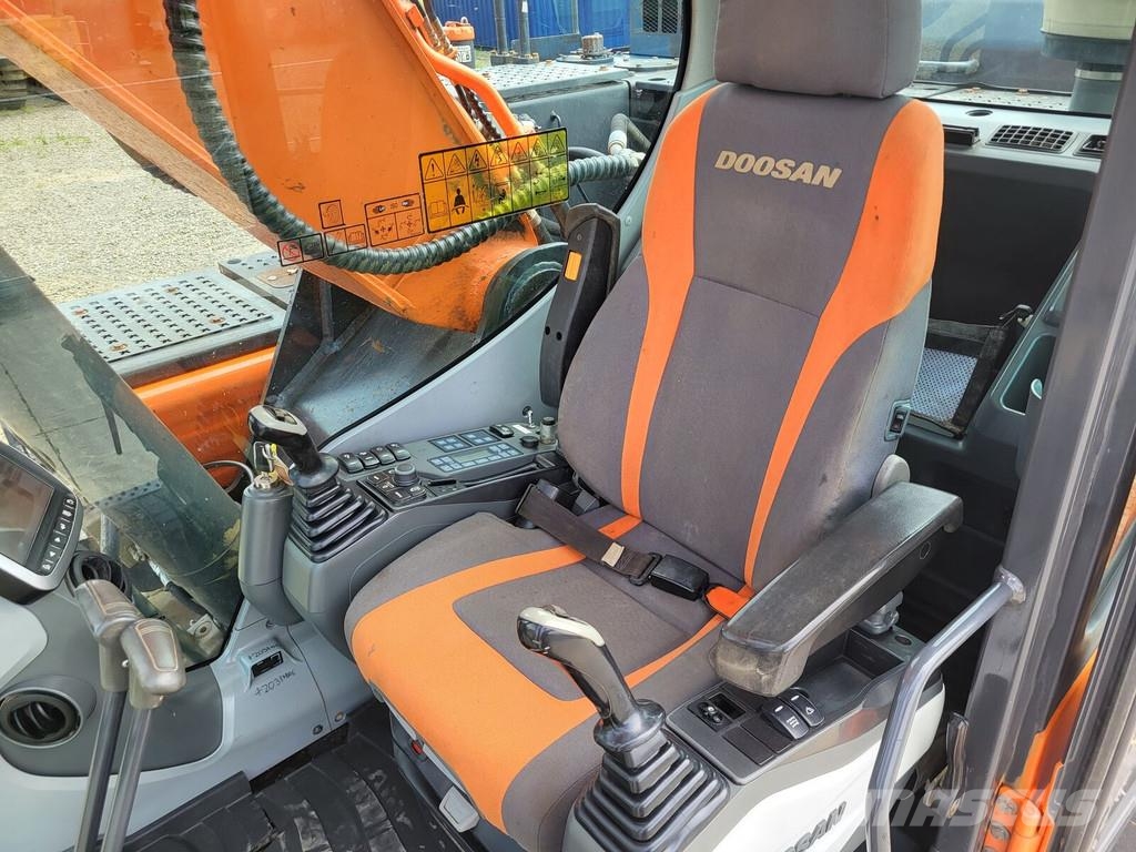 Doosan DX255LC-5 حفارات زحافة