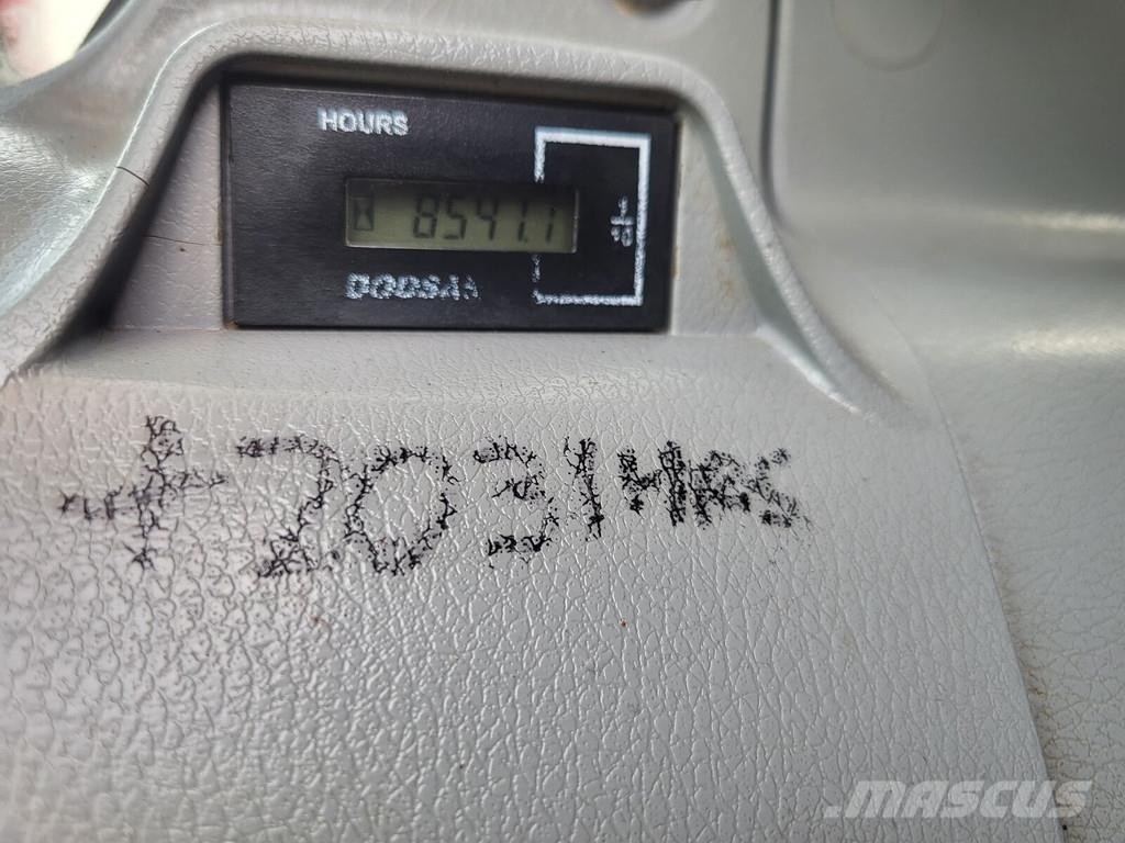 Doosan DX255LC-5 حفارات زحافة