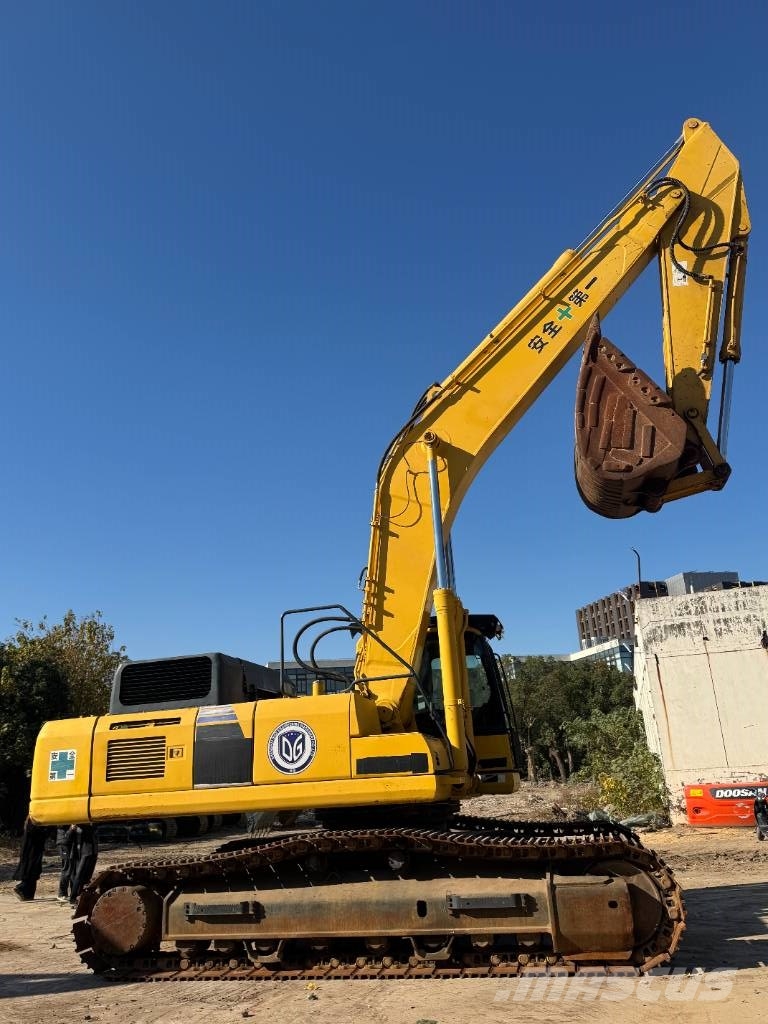 Komatsu PC400-8R Raupenbagger