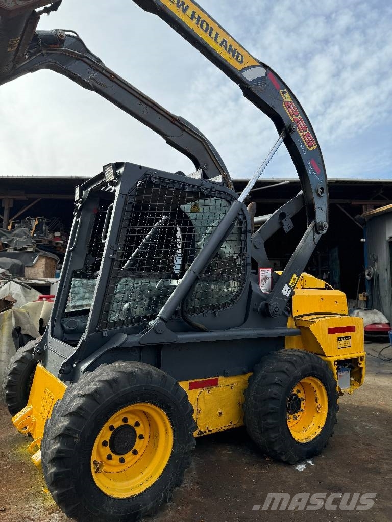 New Holland 225 LOADER Skid steer loderler