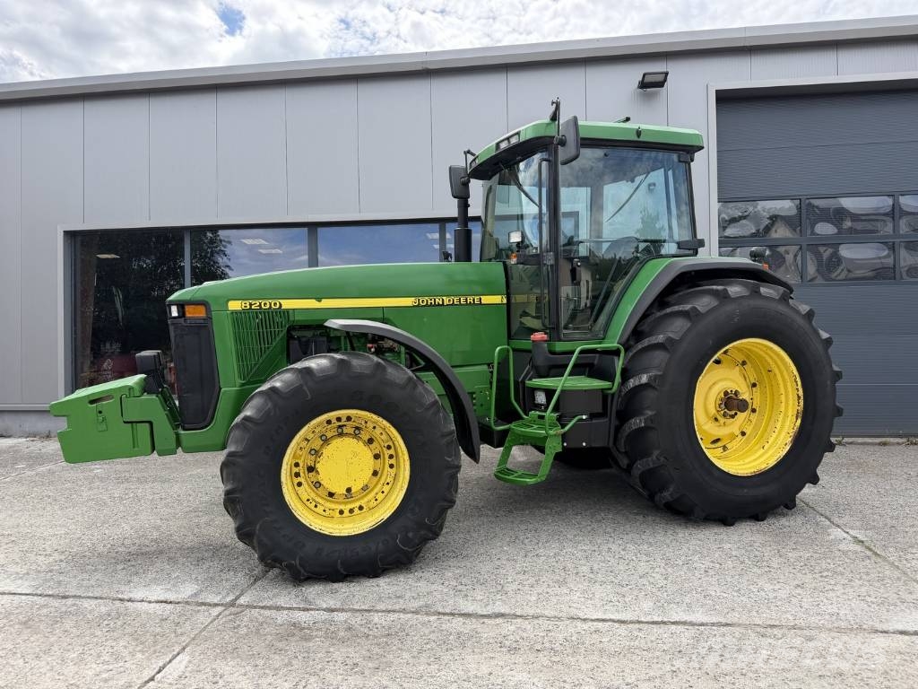 John Deere 8200 Power Shift Tractores