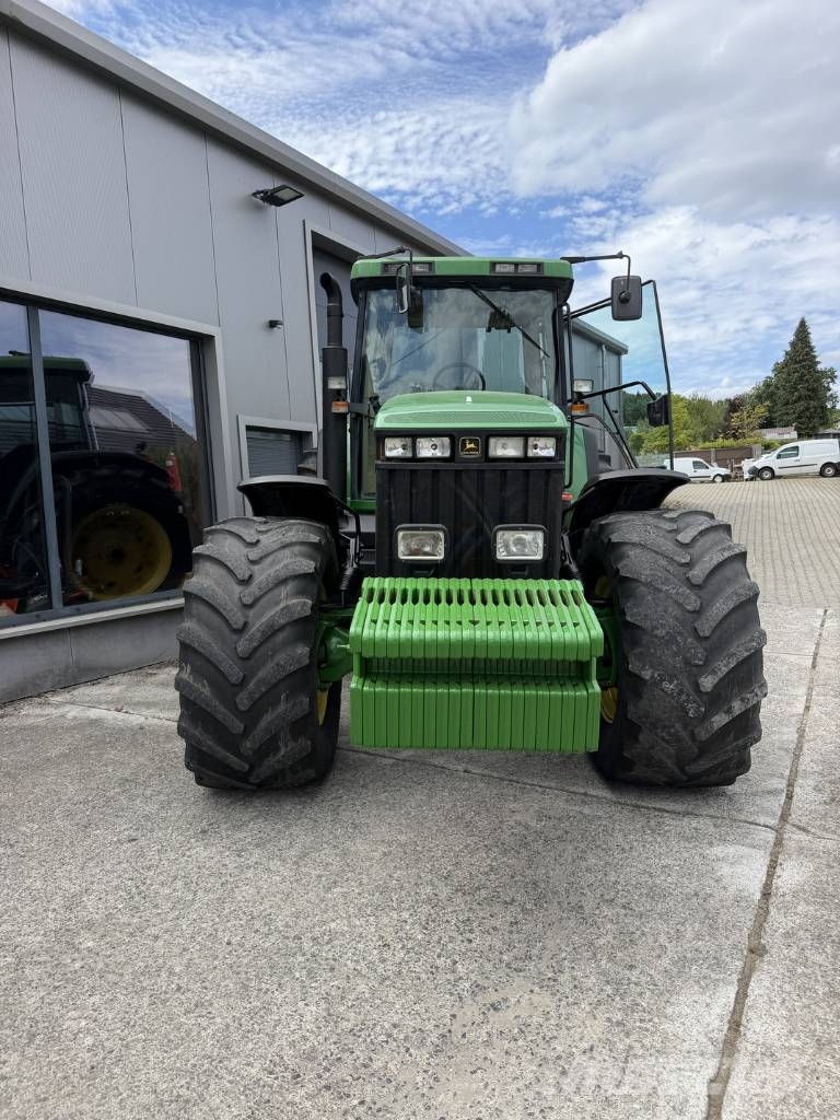 John Deere 8200 Power Shift Tractores