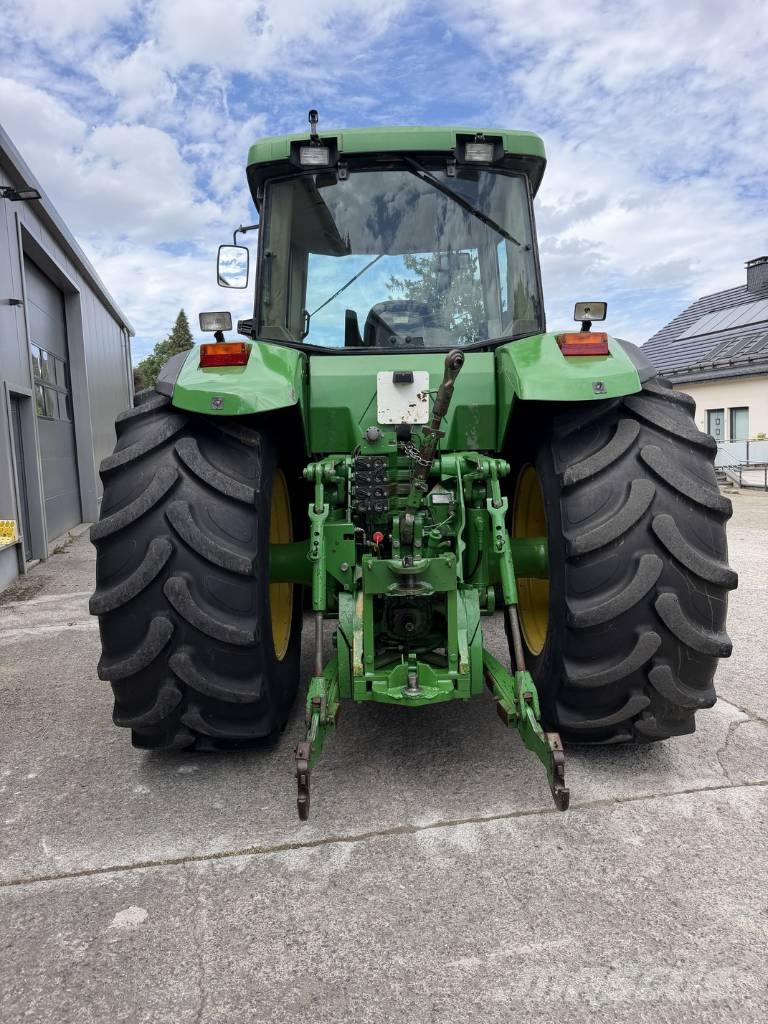 John Deere 8200 Power Shift Tractores