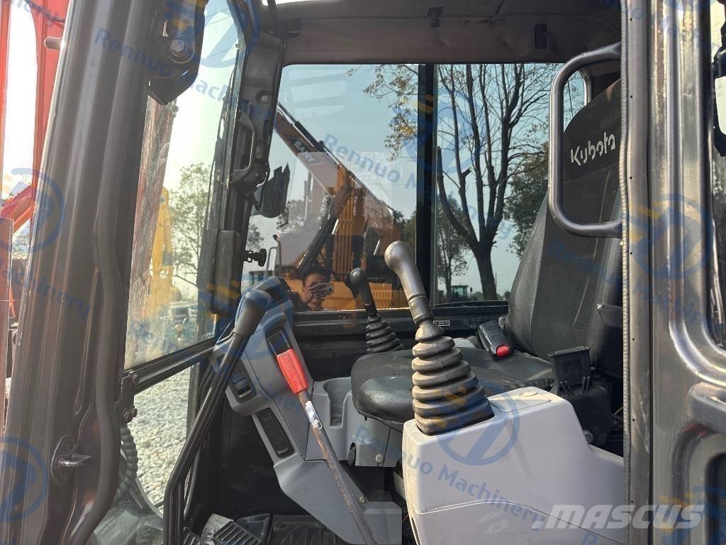 Kubota KX165 Mini bagri <7t