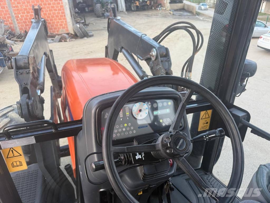 Terrion TERRION ATM 4200 الجرارات