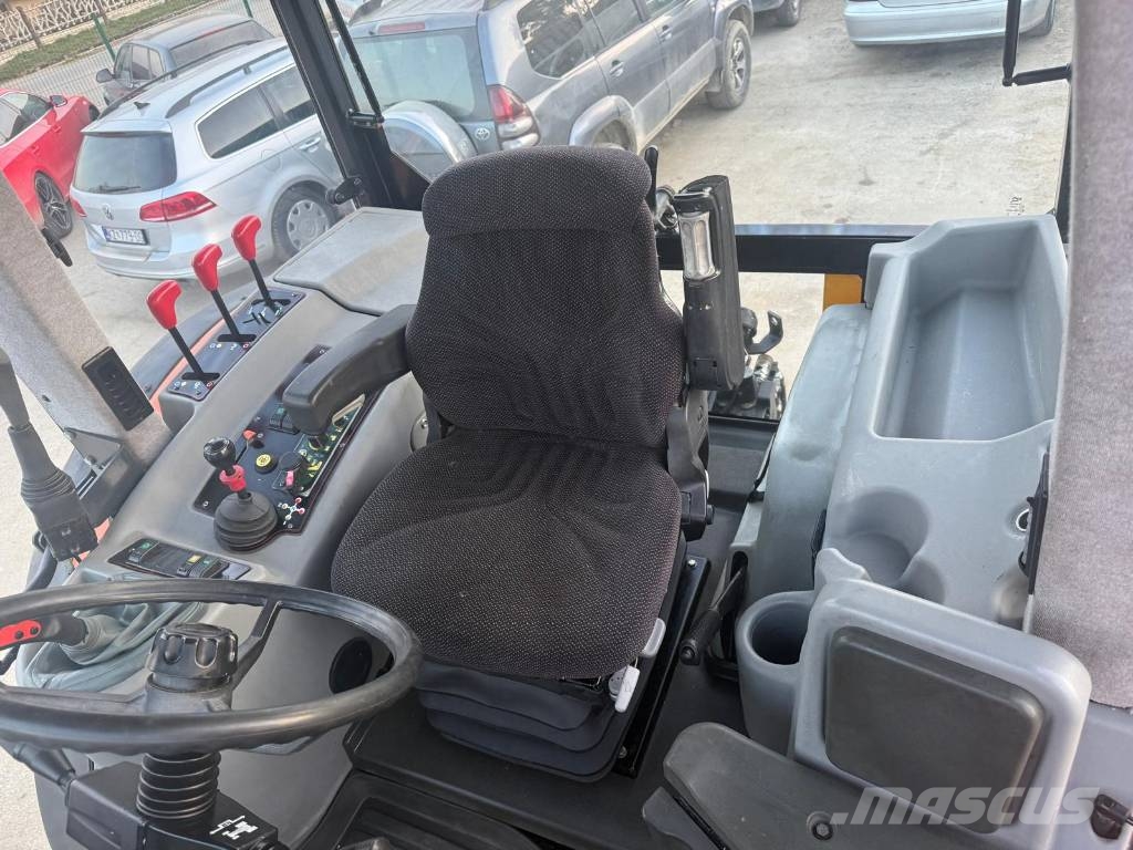 Terrion TERRION ATM 4200 الجرارات